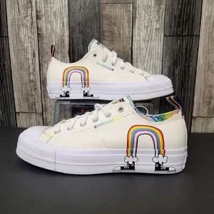 Converse | Shoes | Converse Chuck Taylor Allstar Lift Low  display picture 3